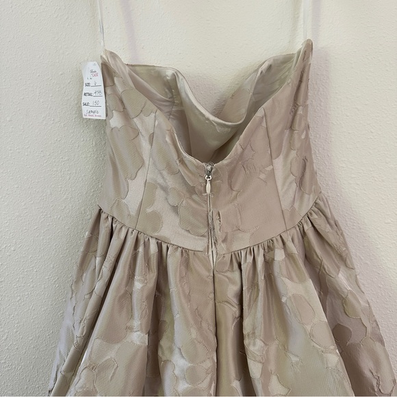 Modern Trousseau Regan Silk Brocade Gown - Picture 13 of 16